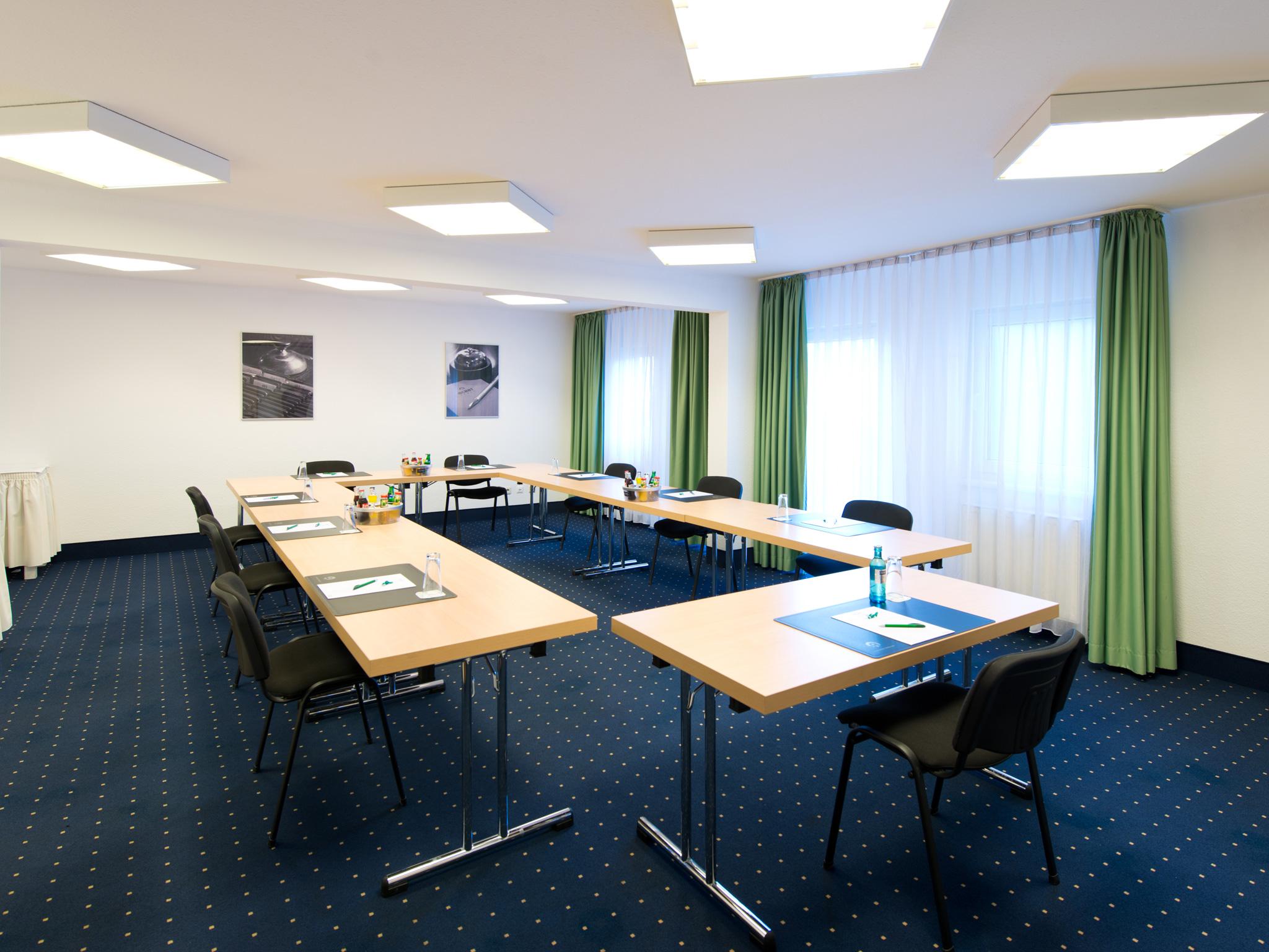 Achat Hotel Darmstadt Griesheim Griesheim  Exterior photo