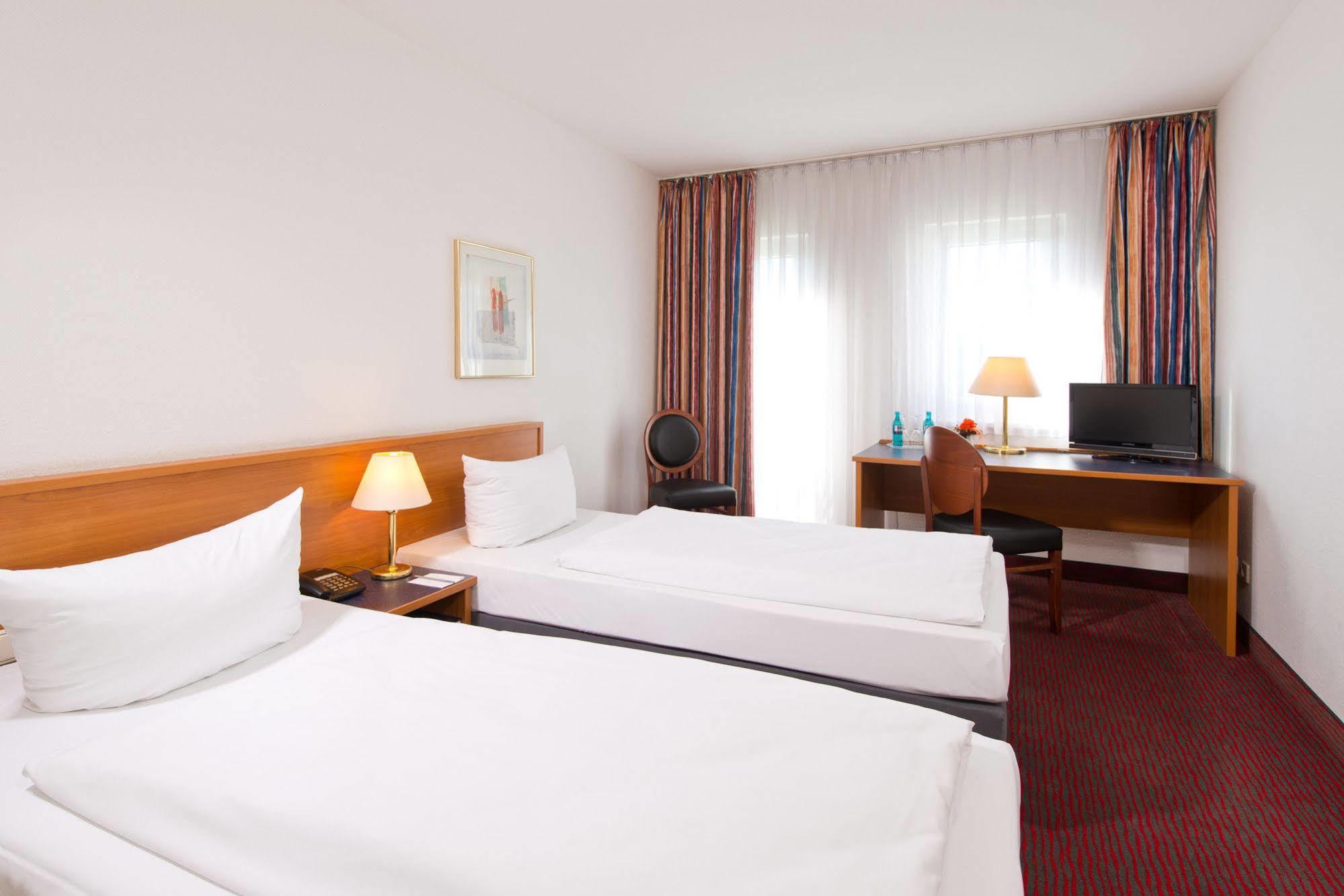Achat Hotel Darmstadt Griesheim Griesheim  Exterior photo